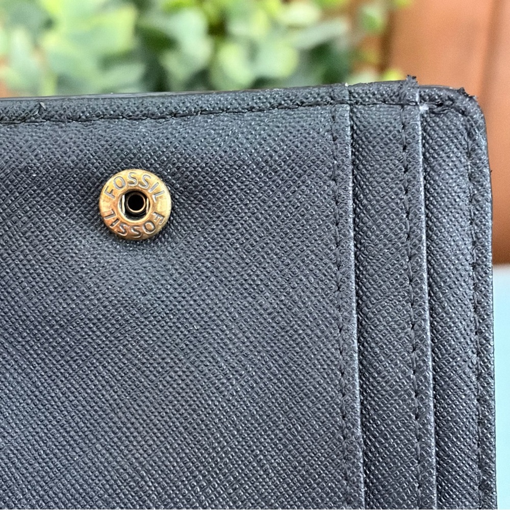 Fossil Black Leather Bifold Wallet Minimalist - Picture 7 of 9